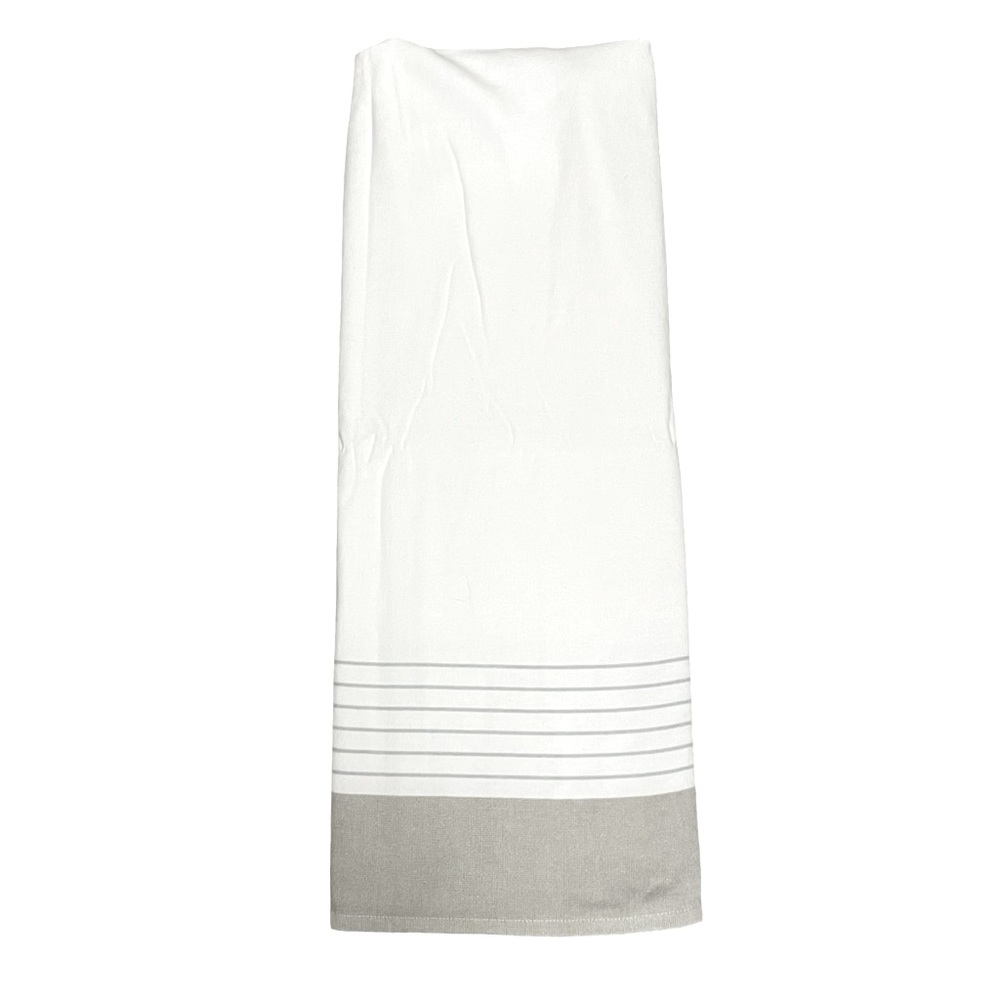 Dream at Home by Peacock Alley White and Gray Striped Beach Towel New - Picture 2 of 4